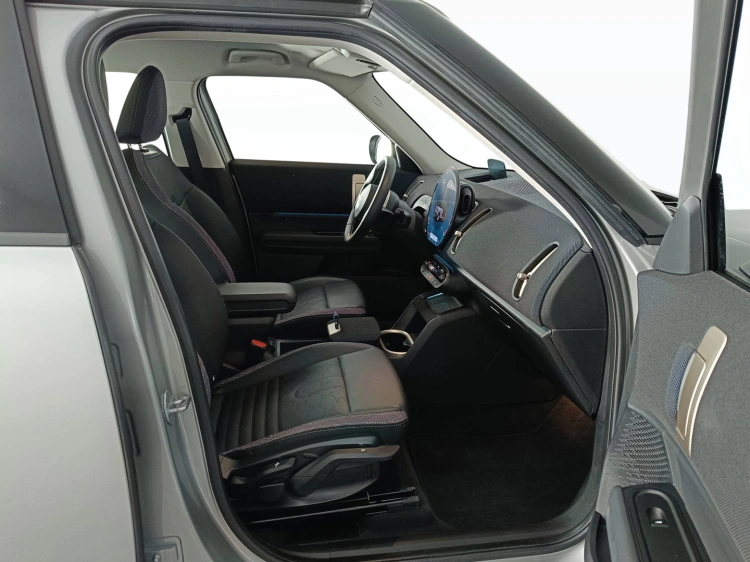 11 - MINI Countryman Mini Countryman 2.0 48V D Classic auto