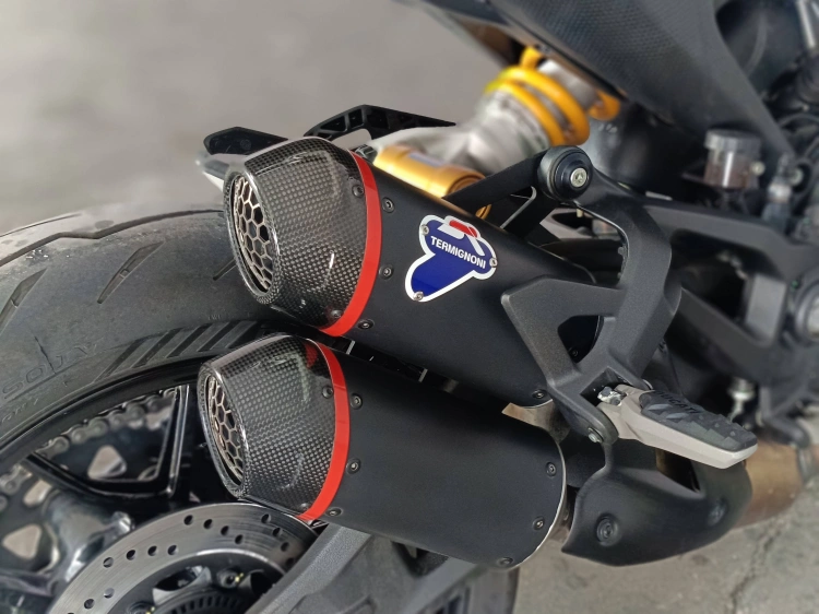 10 - Ducati E3524 MONSTER SP 937CC