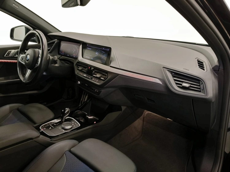 10 - BMW Serie 1 118d Msport auto