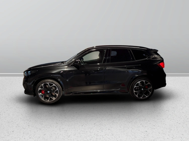 4 - BMW X1 M BMW X1 M35i xDrive