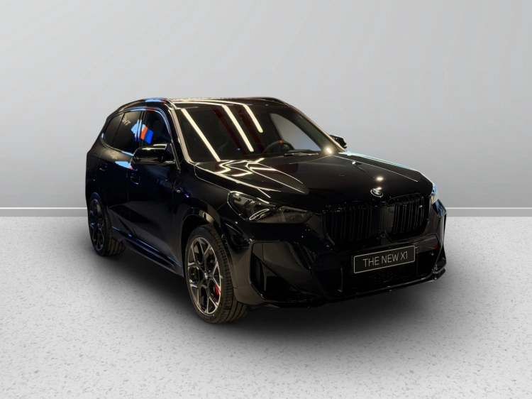 10 - BMW X1 M BMW X1 M35i xDrive