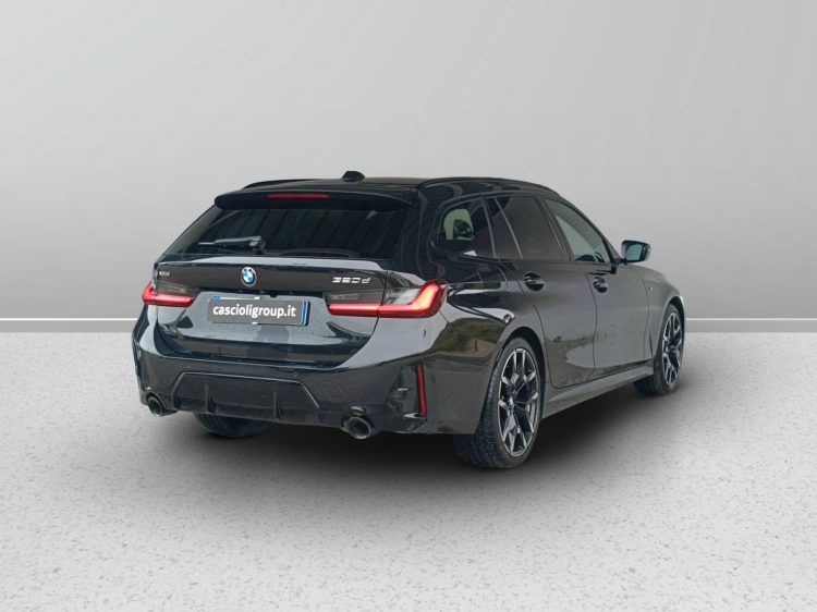 4 - BMW Serie 3 320d Touring mhev 48V Msport xdrive auto