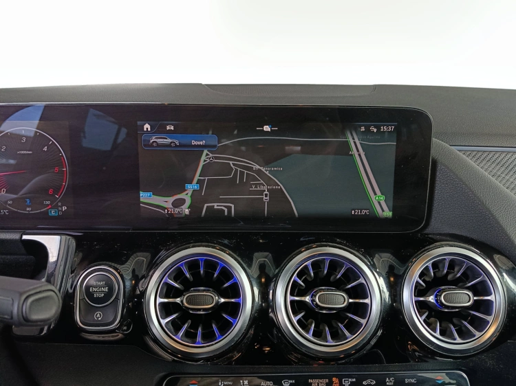 13 - Mercedes-Benz GLA 200 d AMG Line Premium auto