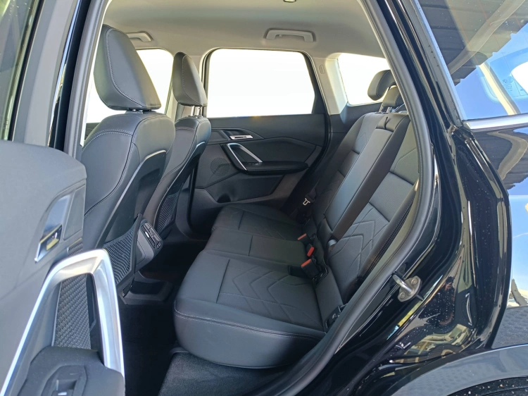 9 - BMW X1 X1 sdrive18i X-Line auto