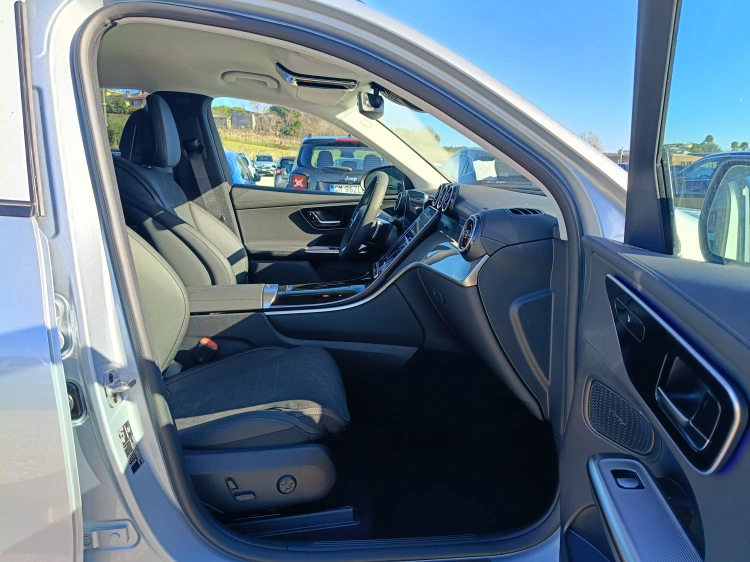 11 - Mercedes-Benz GLC 220 d 4MATIC