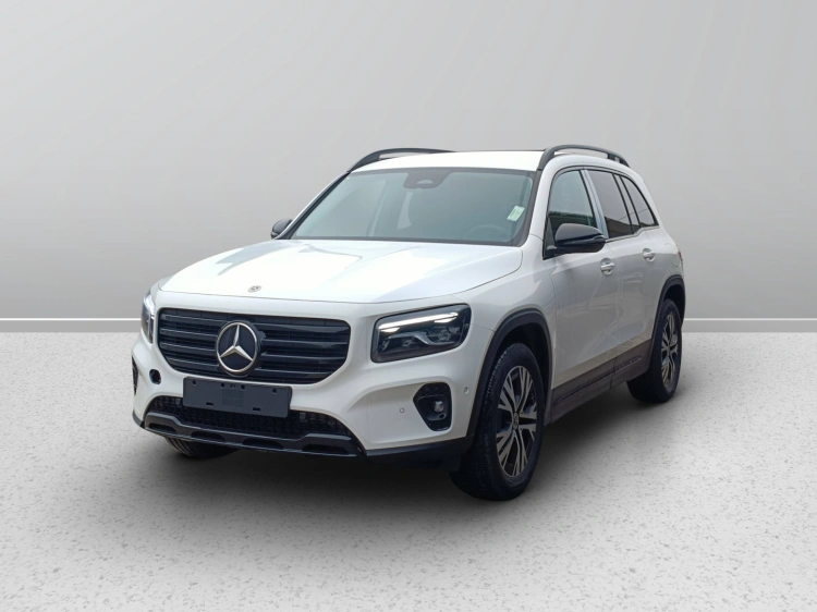 1 - Mercedes-Benz GLB 200 d Automatic 4MATIC