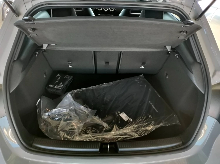 7 - Mercedes-Benz Classe A 180 d Automatic