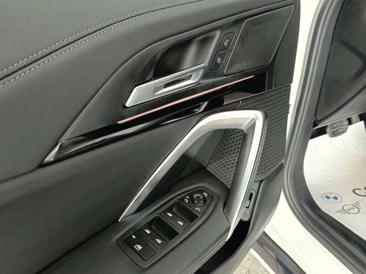 14 - BMW X1 X-LINE PLUS