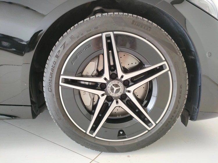 7 - Mercedes-Benz Classe C SW 220 d mhev AMG Line Advanced 197cv auto