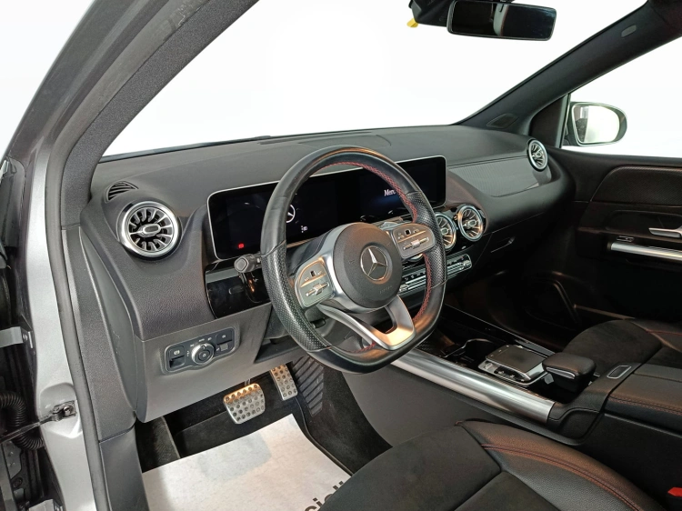 7 - Mercedes-Benz Classe B - W247 2018 - B 180 d Premium auto