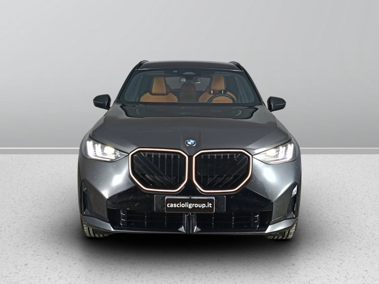 2 - BMW X3 BMW X3 40d xDrive