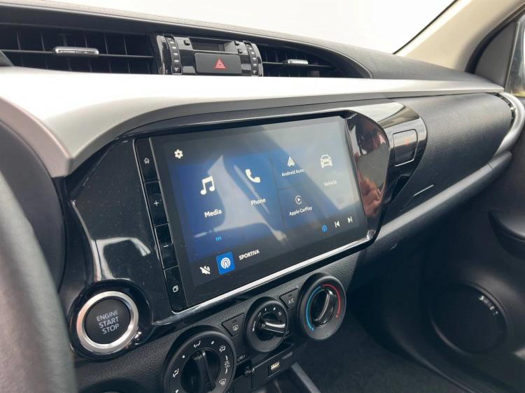 13 - Toyota Professional Hilux HILUX 2.4D A DC 4WD CMF MY24