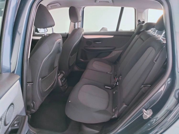 10 - BMW Serie 2 218d Gran Tourer Advantage 7p.ti auto