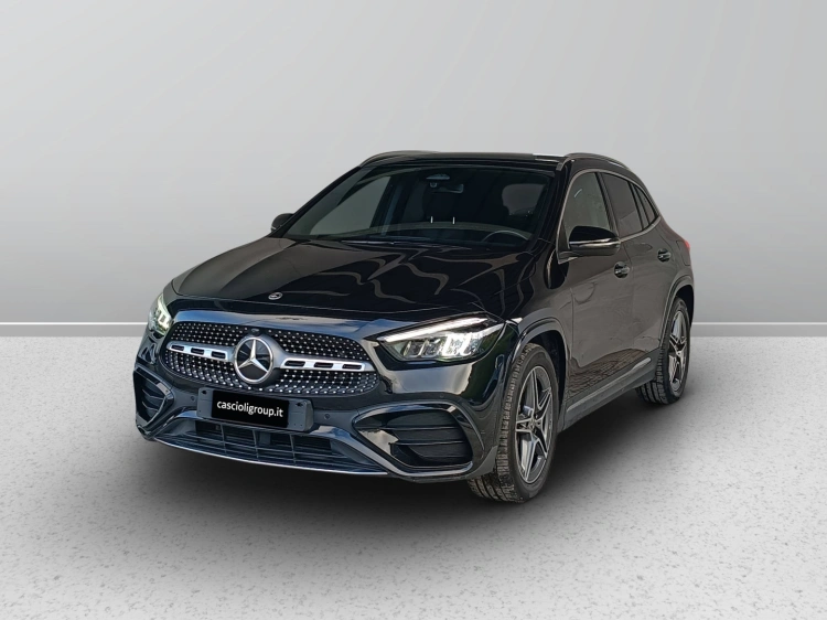 1 - Mercedes-Benz GLA 200 d AMG Line Premium auto
