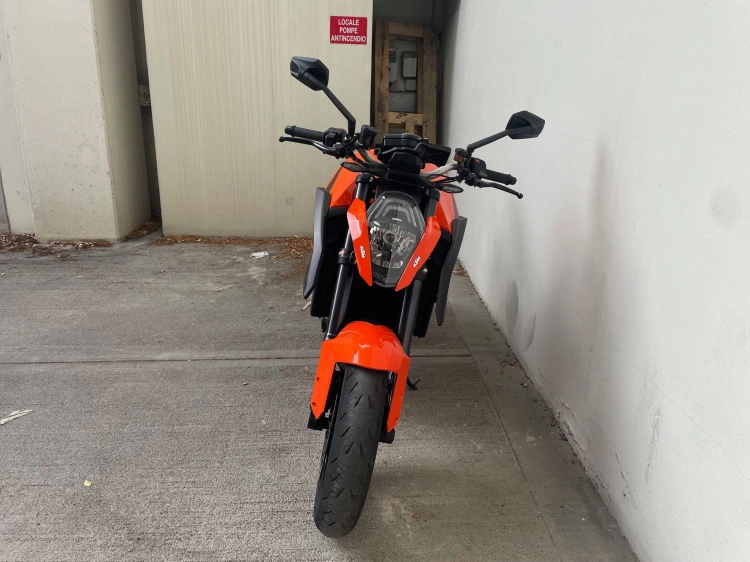 2 - Ktm Duke 1290 Super Duke R