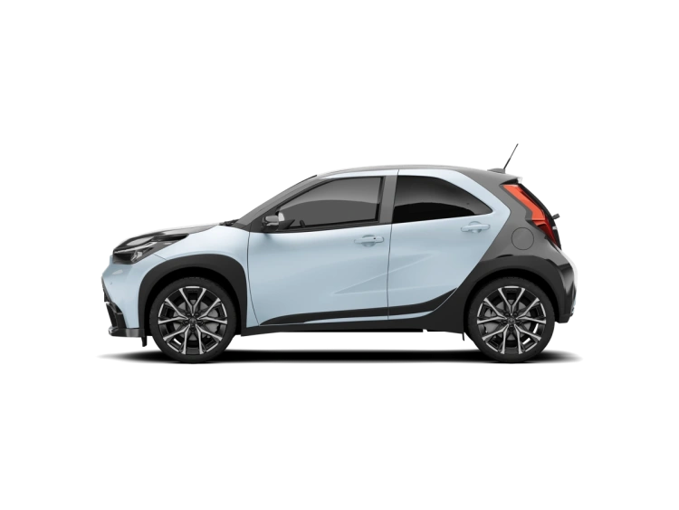 3 - Toyota AYGO X AYGO X 10B MT ACTIVE MY24