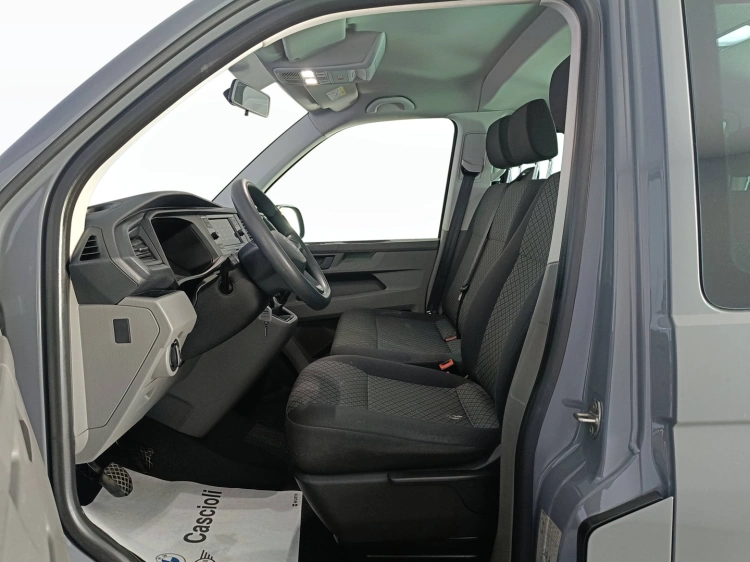 8 - Volkswagen T6.1 Transporter 30 T6.1 Transporter 30 2.0 tdi 110cv kombi p.c.