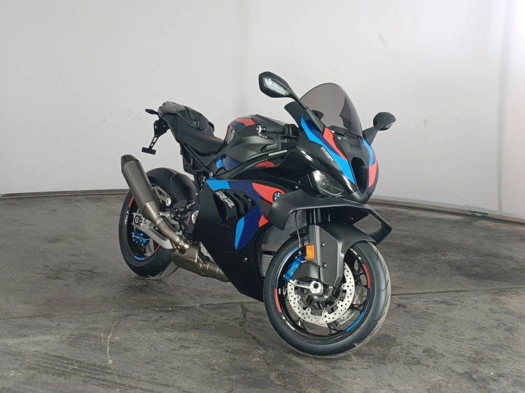 1 - BMW Motorrad RR M 1000 RR