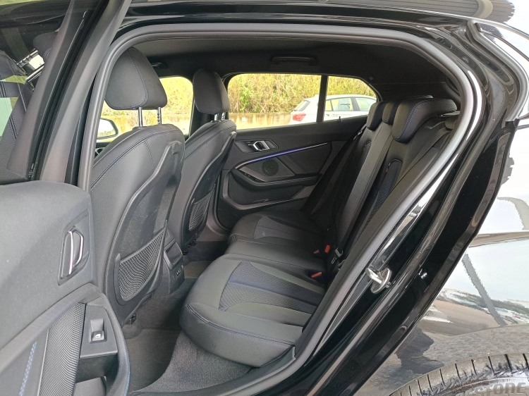 9 - BMW Serie 1 118d Msport auto