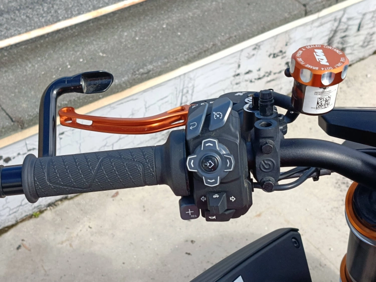 8 - Ktm Duke 1390 Super Duke R EVO Abs my24