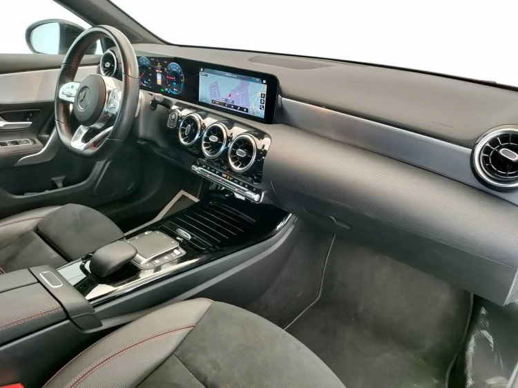 10 - Mercedes-Benz Classe A 250 e phev (eq-power) Premium auto