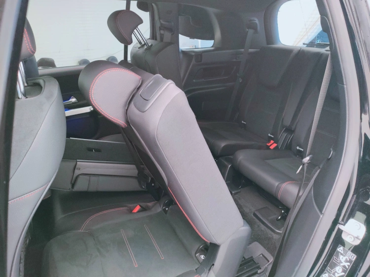 9 - Mercedes-Benz GLB 200 d AMG Line Advanced Plus 4matic auto 7p.ti