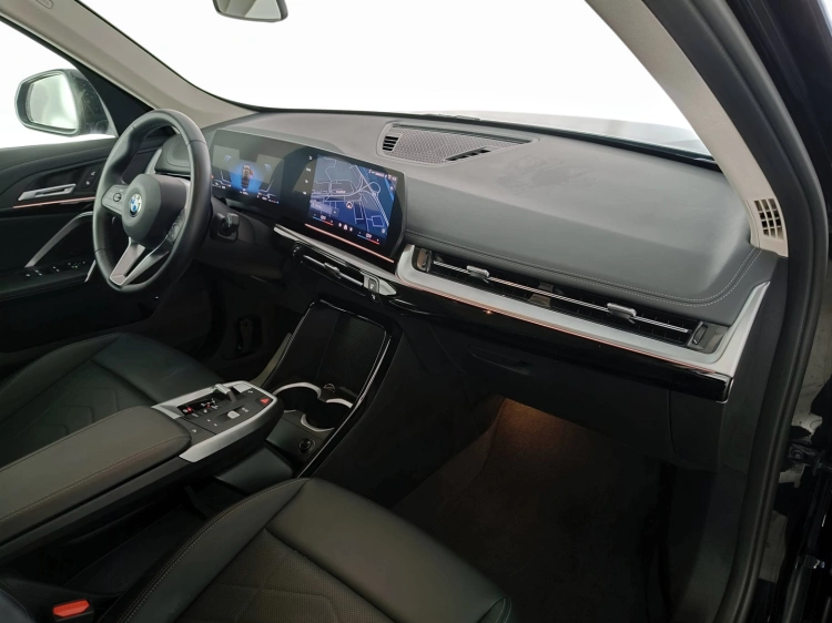 10 - BMW X1 X1 sdrive20i mhev 48V X-Line auto