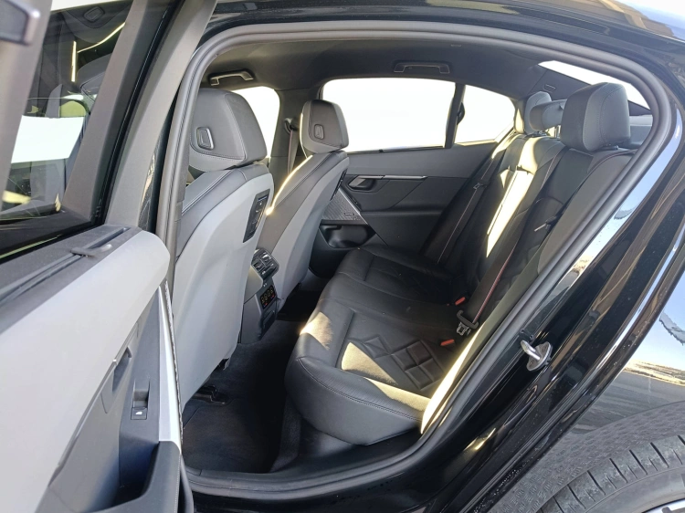 9 - BMW Serie 5 520d 48V xdrive MSport Pro auto