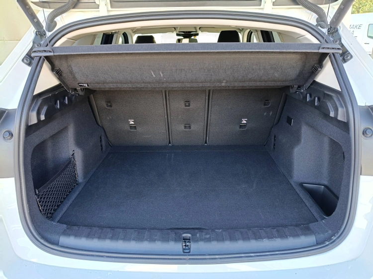 14 - BMW iX1 BMW iX1 eDrive20-Special Edition