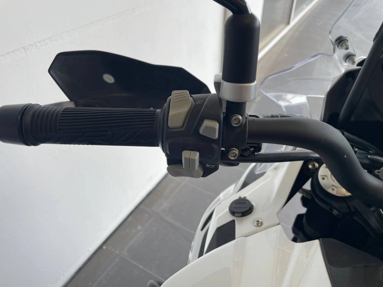 4 - Benelli TRK TRK 502