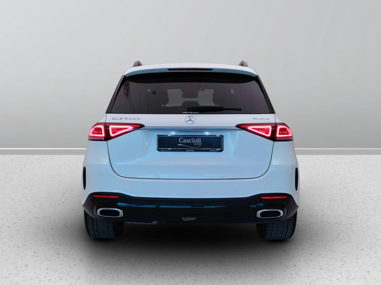 4 - Mercedes-Benz GLE 400 d Premium 4matic auto