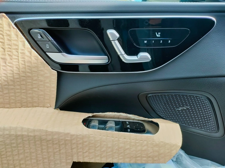 8 - Mercedes-Benz Classe C 300 d Station Wagon