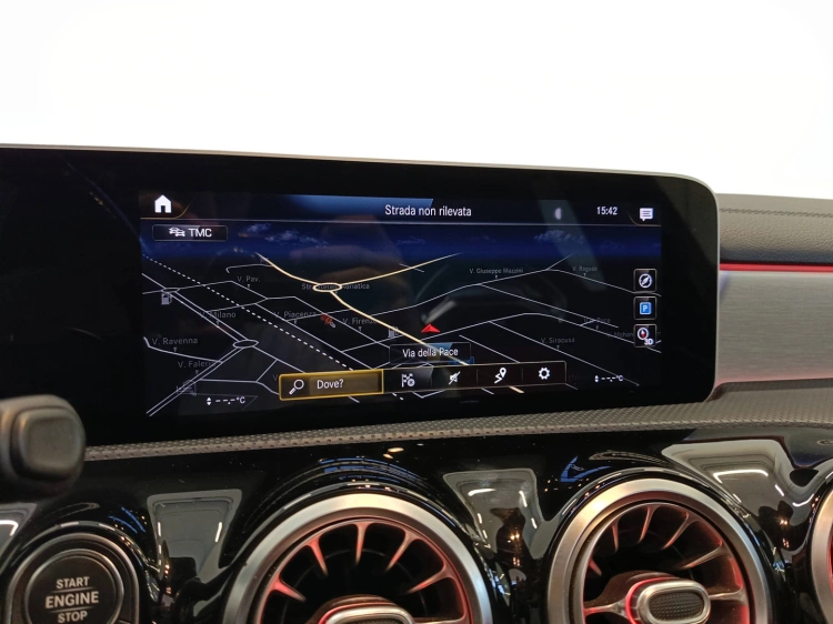 13 - Mercedes AMG Classe A A 35 AMG 4matic auto