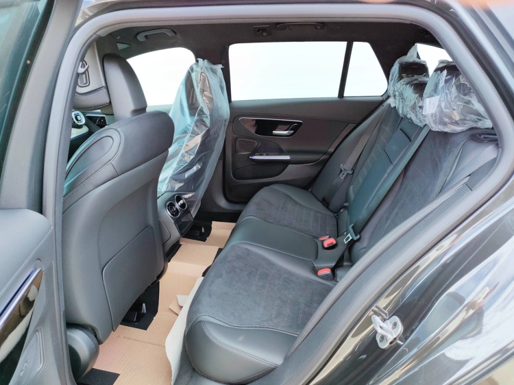 8 - Mercedes-Benz Classe C 220 d 4MATIC Station Wagon