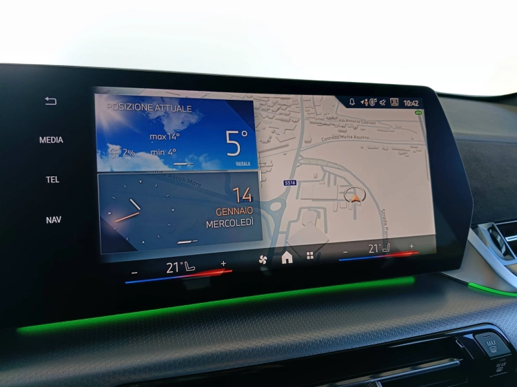 13 - BMW X2 X2 xdrive 20d 48V MSport Pro auto