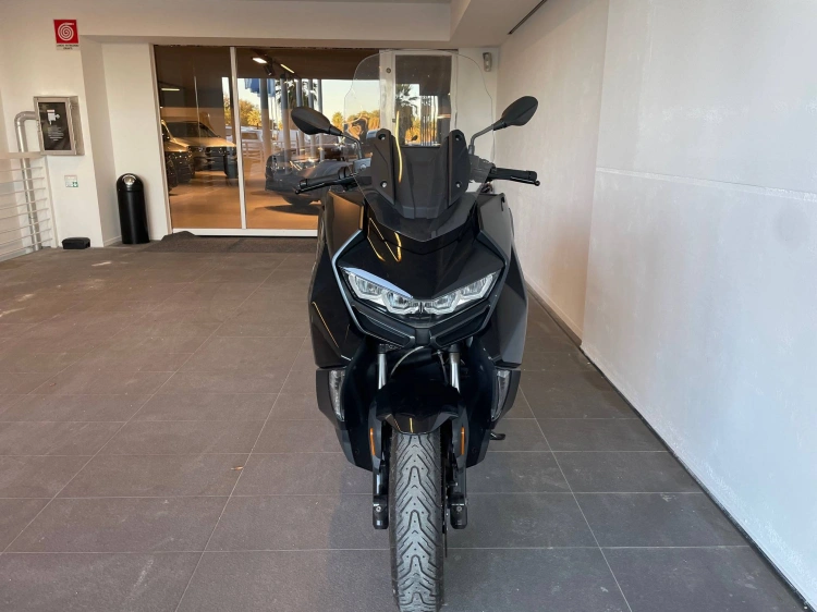 2 - BMW Motorrad C SCOOTER C 400 GT Triple Black Abs my21
