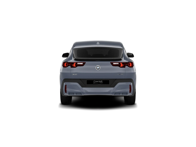 4 - BMW X2 BMW X2 sDrive18d