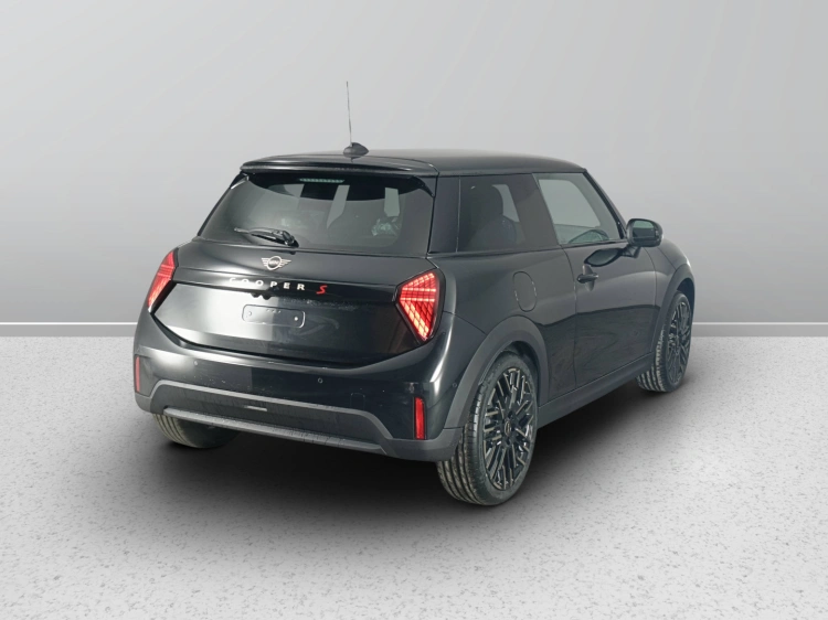 4 - MINI Cooper COOPER S