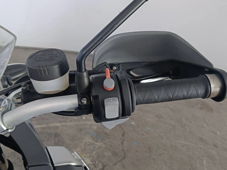 8 - BMW Motorrad GS R 1200 GS