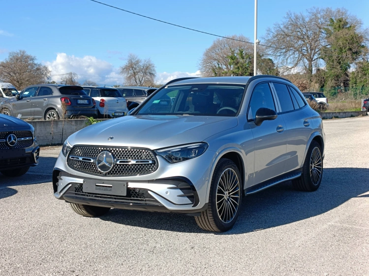 1 - Mercedes-Benz GLC 300 de 4MATIC