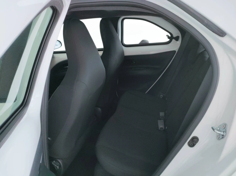 10 - Toyota AYGO X AYGO X 10B MT ACTIVE MY24