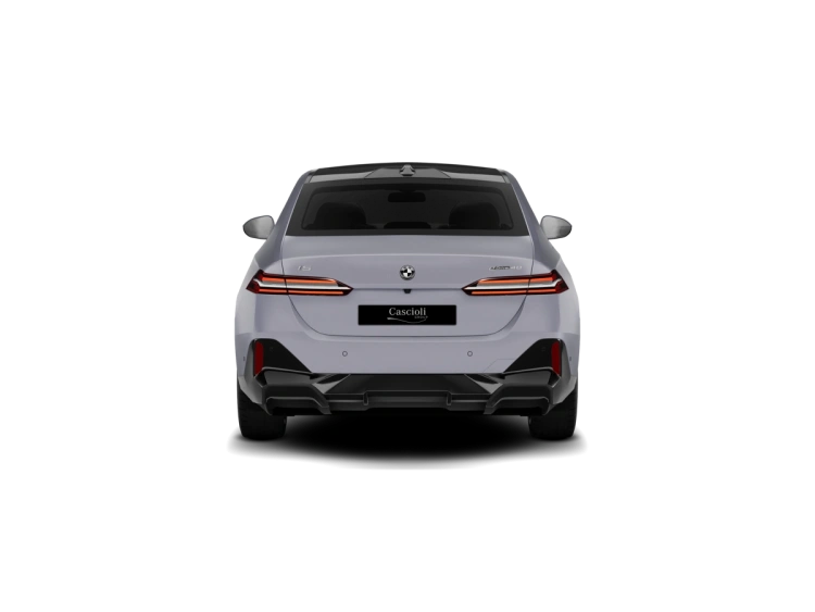 4 - BMW i5 BMW i5 xDrive40 Berlina