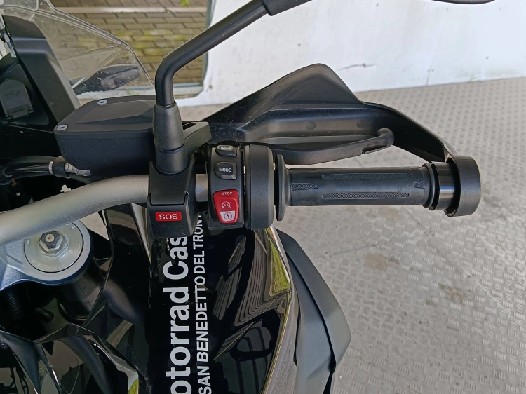 5 - BMW Motorrad GS F 900 GS ADVENTURE