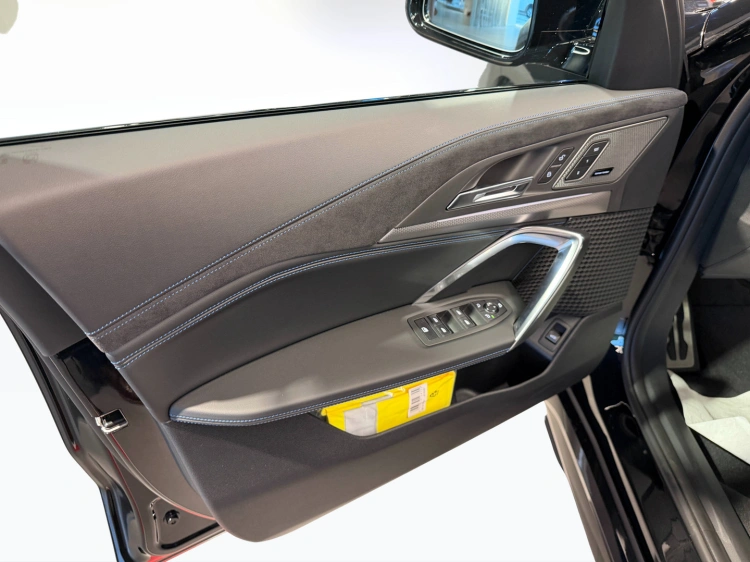 21 - BMW X1 M BMW X1 M35i xDrive