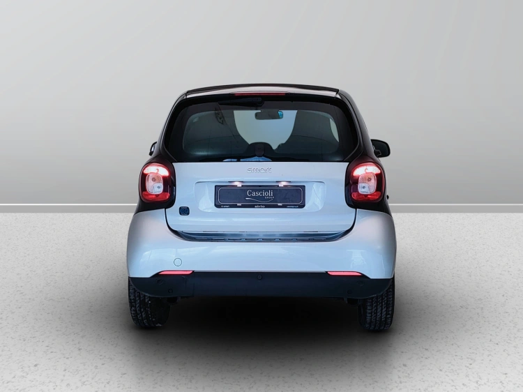 4 - smart fortwo Fortwo eq Passion 4,6kW