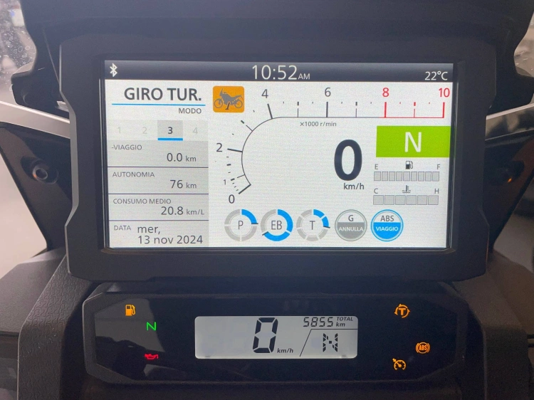 6 - Honda Africa Twin Africa Twin CRF 1100L Urban DCT Abs my22