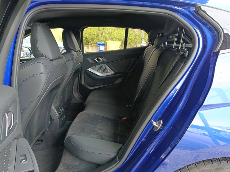 9 - BMW Serie 1 118d MSport Pro auto