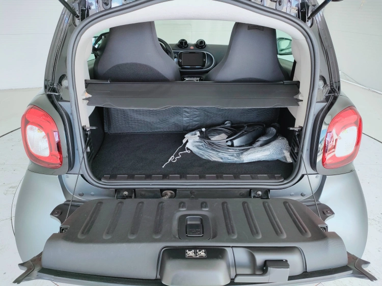 5 - smart fortwo Fortwo eq Passion 22kW