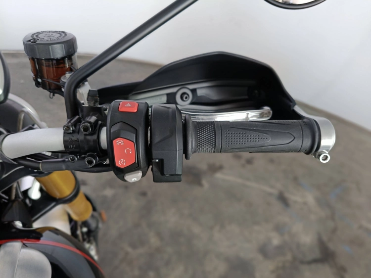 8 - Triumph Scrambler Scrambler 1200 XE Abs my24