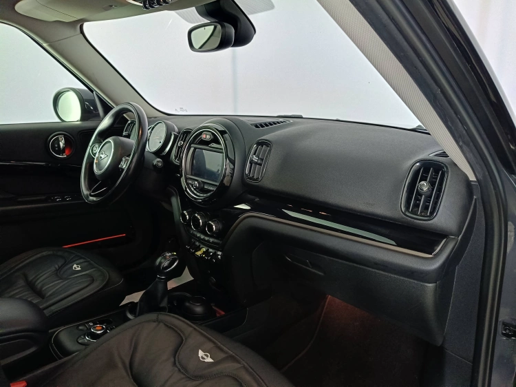 10 - MINI Countryman Mini Countryman 1.5 Cooper SE all4 auto